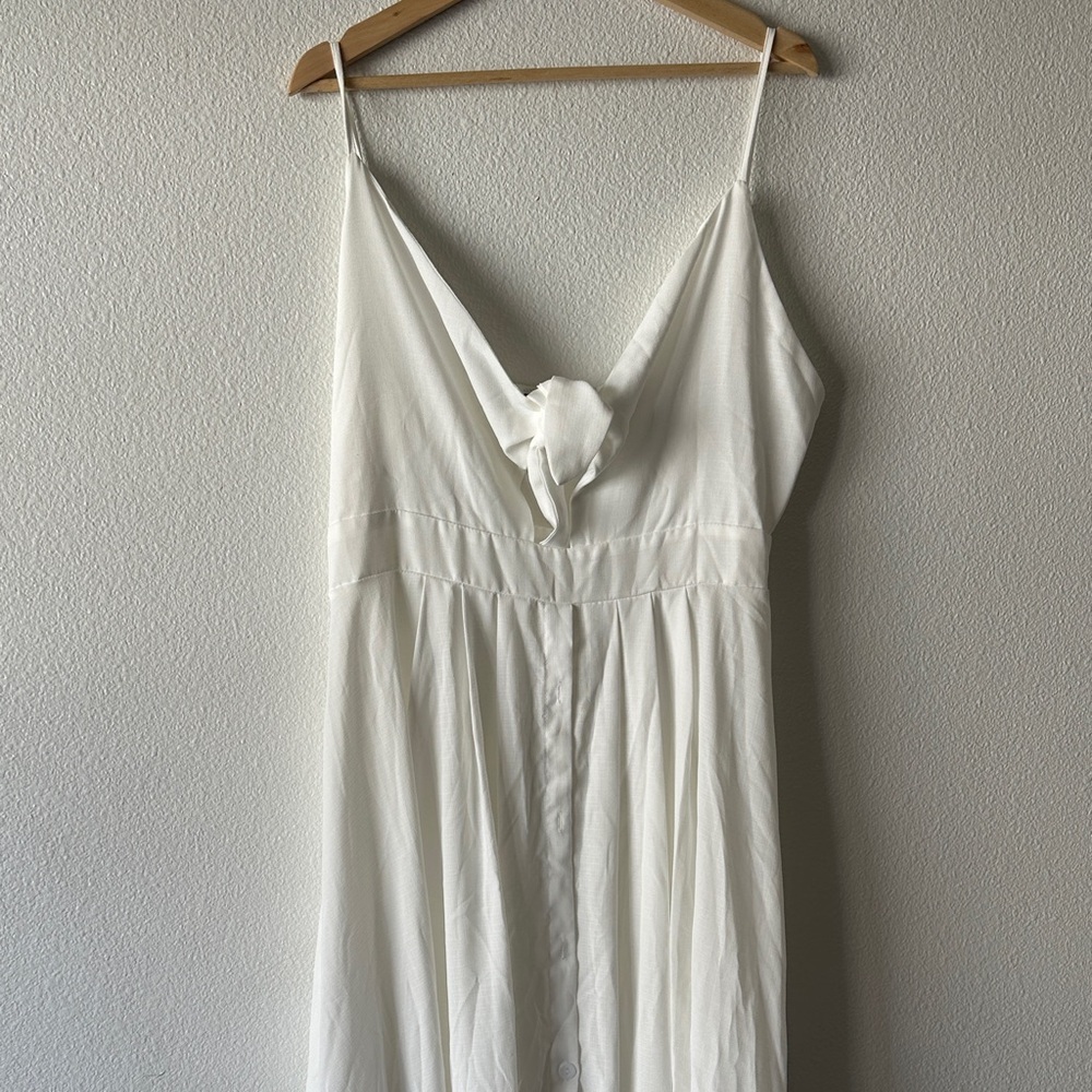 Chicme White Maxi Dress (unlined) | EUC - Picture 2 of 7